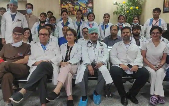 Mi aailaage hurihaa memberunnakee ves doctorun!