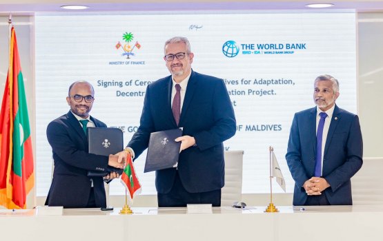 Beyruge dharani boduve rajjeyge maalee haalath vanee nurakkaa vefai: World bank