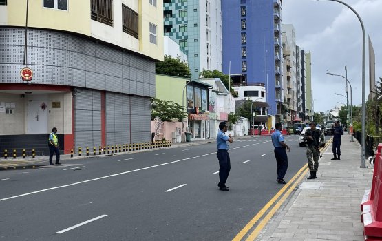 Male ge dhe sarahadheh bandhukoh sifain harakaaitheri vany