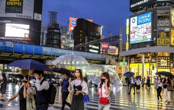 Dhuniyeyge bodethi igthisaadhu thah anna aharu recession ah hingaidhaane: Report