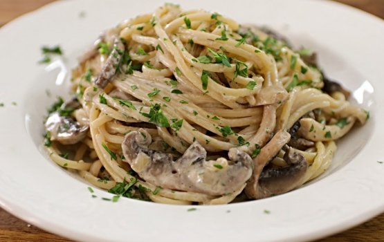 Hukuru malaafaiy: Creamy Mushroom Pasta