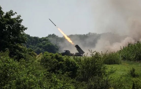 Russia fadha gaumakah fiyavalhu elhumakee insaaniyyathah kurevey nurahkaleh: Russia