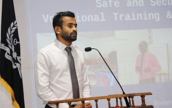 Himmafushi jalah masthuvaathakethi etherekuran ulhunu officer aku hayyaru koffi