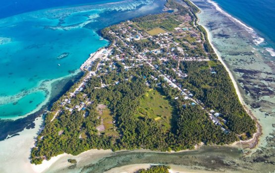 Raajjeyge baeh rahthah boduve thajuribaakaarun hairaan kollaifi