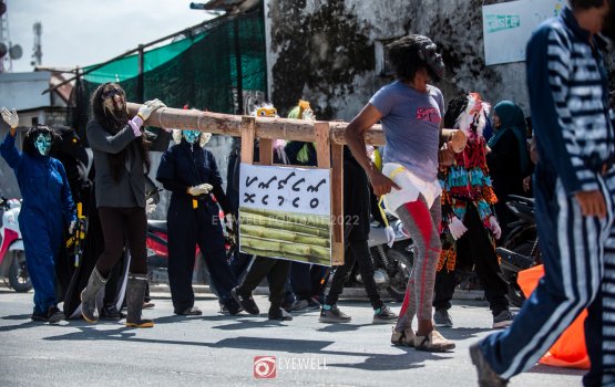 Kulhudhuffushi mashi maali parade gai mifaharu genesdhinee koachehkkan engeytha?