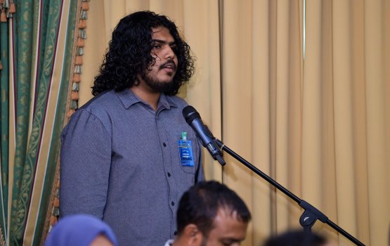 Azaan haaziru kurany minivan noosveri kamah huras alhaakah noon: Police