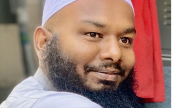 Dheenee ilmuveriyaa Sheikh Fazloon sharuthu thakakaaeku dhookollaifi