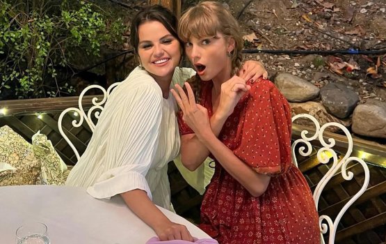 Selena ge 30 vana ufandhuvas faahaga koffi