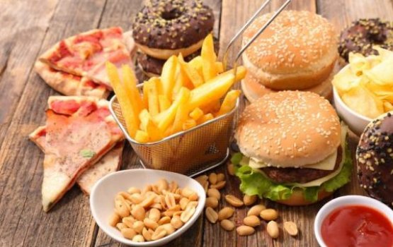 Thahyaaree kaanaa in hithuge balithah jehey!