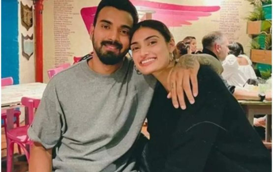 Suniel Shetty ge dharifulhu Athiya kaiveni kuranee