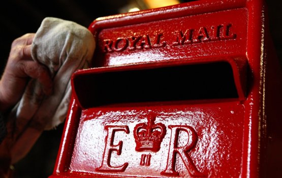 Ingireysivilaathuge 100,000 ah vure gina post foshi adhi stamp badhalu kuranee