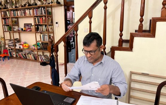 Raees Nasheed ge kokko Nazim Sattar ah thoonu echakun hamalaadhee zaham kollaifi