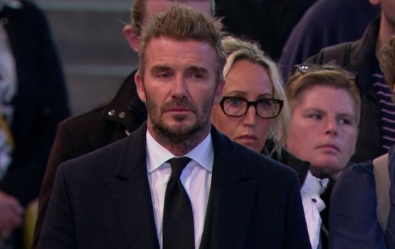 Raanee ah ihuthiraam adhaakurumah David Backham 13 gadi iru queue gai