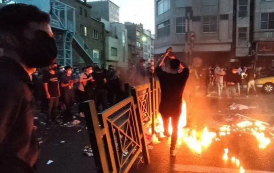 Irange hamanujehun thakuge thereah askariyya in vannaane kamuge inzaaru dheefi