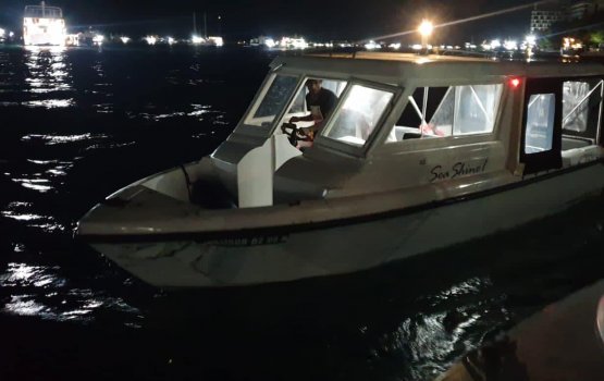 2 launch jehi nurakaatheri accident eh, 4 meehakah aniyaave faruvaadhenee