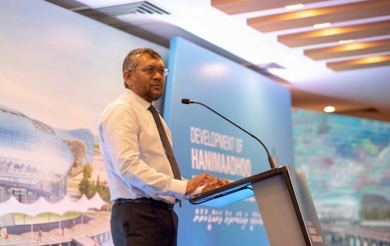 Ufaaveri dhiri ulhumeh ulheveynee tharaggee genevigeh: Fayyaz