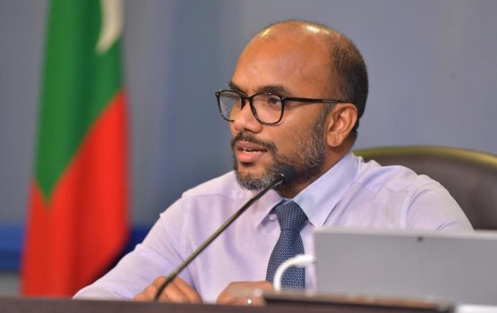 Lecturer in ge musaara bodu kuran ithuru 62 million rufiyaa