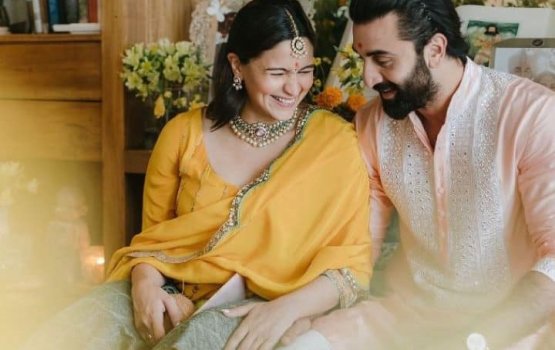 Alia vihaanee Rishi ah emme fahun faruvaa dhin hospital gai