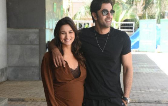 Dharifulhu tharubihyathu kuran beynuvaa goi Alia kiyaidheefi