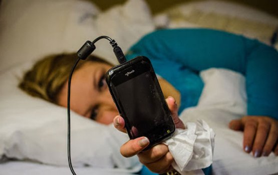 Nidhan oshoannamun phone charge ah jahantha? Avahah huttaalaa!