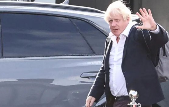 UK ge bodu vazeeru kamah Borris Johnson anehkaa ves kurimathi lahvanee