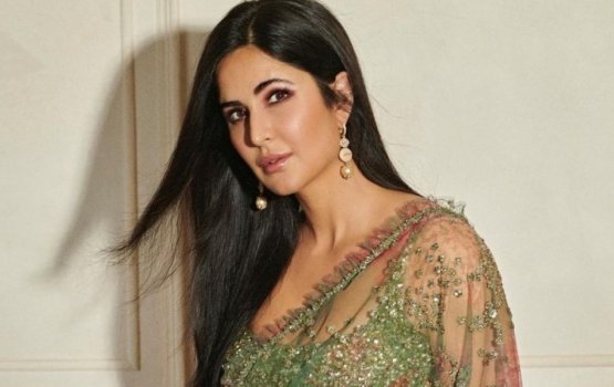 Katrina ves kulhen beynuvanee south indian film thah