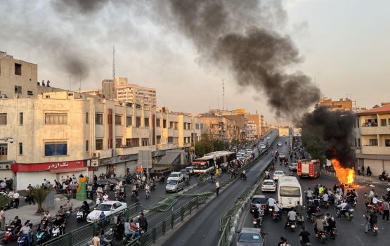 Irange varugadha inzaareh America ah!