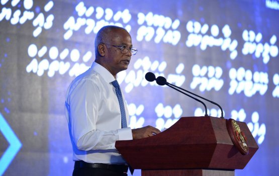 Dhiriulhumuge aadhathah badhalu nukoffi nama kaanaage gothugai beys kaan jehidhaane: Raees