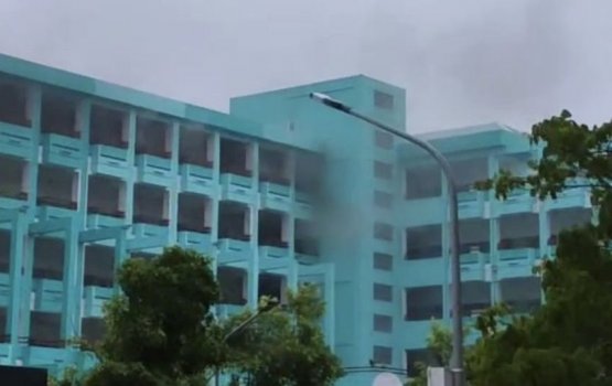 Alifaanu ge haadhisaa aai gulhigen Rehendhi School gai kiyavaidheynee Online koh