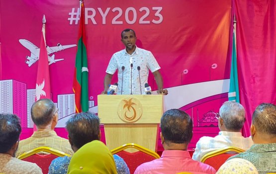 Nuhaggun Raees Yameen ah aniyaaveri vefai salaamathen nuveveyne: Tom