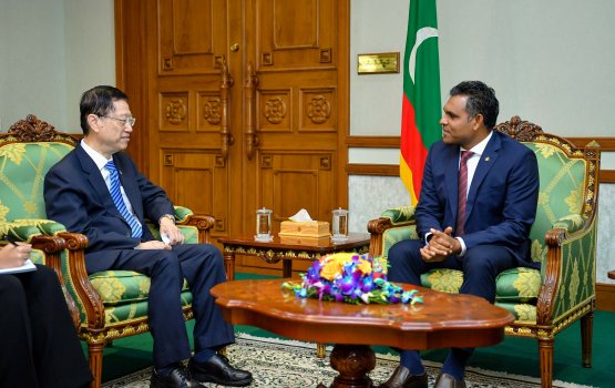 Thauleemaai thamreenuge dhaairaain Singapore aaeku mashvaraa kuravvaifi