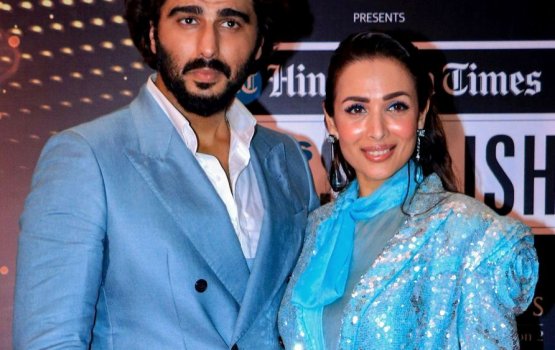 Ban'dubodu kamah dhekevey vaahakathakah Arjun aai Malaika ge hoonu rahdheh!