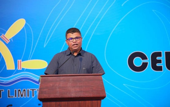 Hithadhoo port tharaggee kurumuge massakai lasthakeh nuve fesheyne: Shahid
