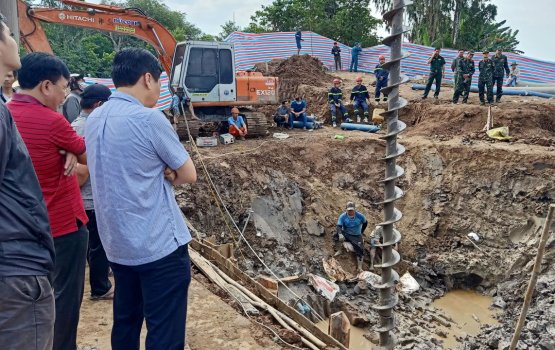 Vietnam gai 100 foot valhakah vettunu kujjaa salaamai nukurevi maruvejje