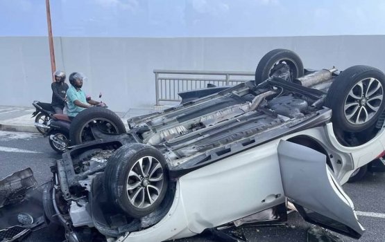 Bridge mathin kaareh furolhaalaifi; aniyaa eh neh