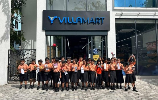 Imaadhuhdhin school ge dharivarun Villa Mart ah ziyaarai koffi