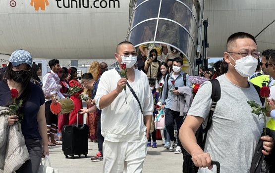 China touristun raajjeygai chuttee heydha kuraa minvaru dhahvanee