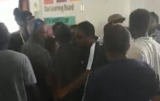 Gaddhoo votela marukazu fundaalaifi