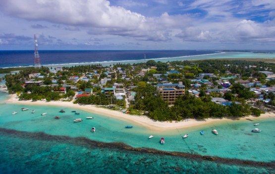 Touristegge gaigai Launchakun jehi maruvejje