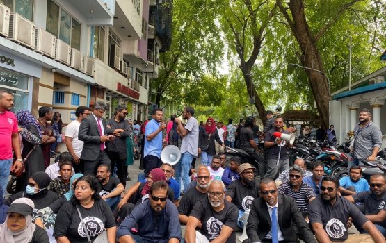 3 Meehaku fiyavai, muzaahara in hayyarukuri meehun dhookollaifi