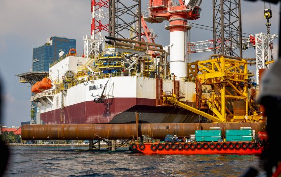 India ge ehee aaeku hingaa mashroou thakaaeku raajjeyge igthisaadhu 15 billion dollar ah