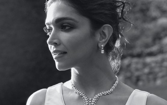 Qatar Airways ambassador kamah Deepika 