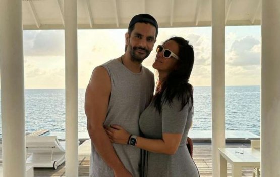 Neha Dhupia aai Angad Bedi Rajjey gai 