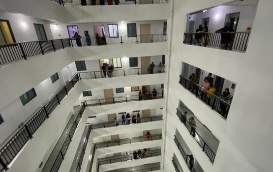 Hiya flat eh gai roave alifaanuge bodu haadhisaa eh hingaifi