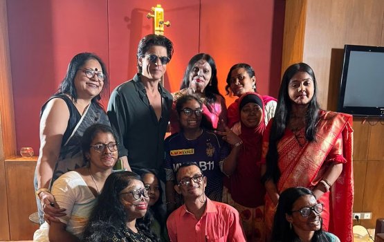 Shah Rukh ge mi photo ah gina baeh ge thaureef