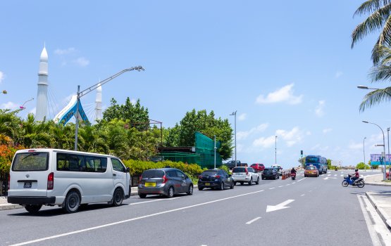 Kurin dhuvaalaku 300 vehicle alah registry kuri kurun mihaaru 25 ah thiri koffi