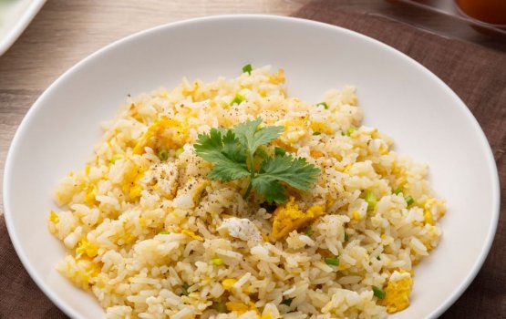 Roadha Malaafaiy: Garlic Egg Fried Rice