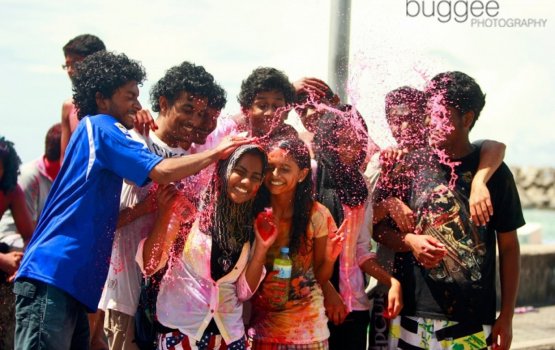 Hindhu in ge sagaafatheh kamah bune fiyori gai Eid aa dhimaakoh kula jehun manaakoffi