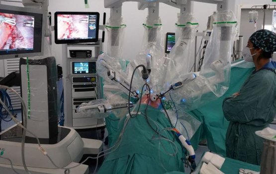 Robot ehge eheegai insaanehge fuhpaa mey badhalu kohfi