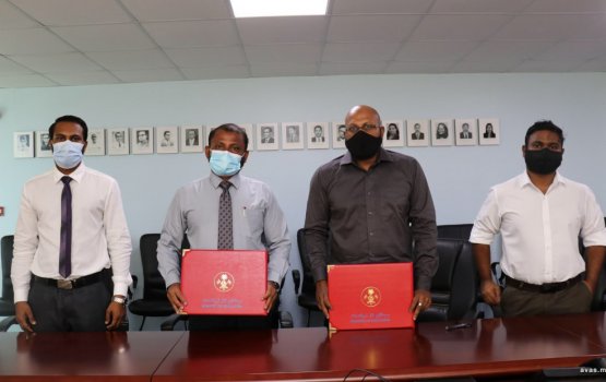 Hulhumale phase 2 gai hadhaa Salahuddeen school august gai nimeyne: Education